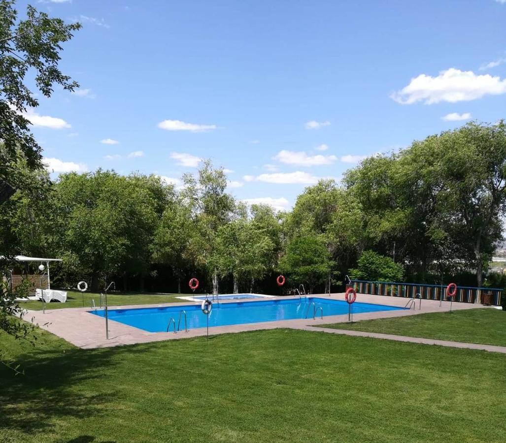 Hotel Rural Las Monteras Villanueva del Rey  外观 照片