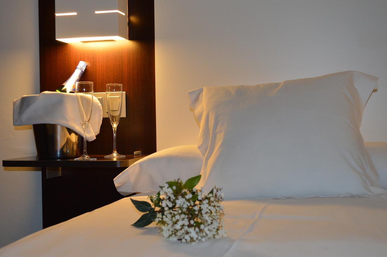 Hotel Rural Las Monteras Villanueva del Rey  外观 照片