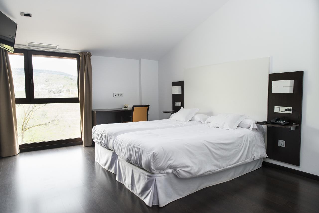 Hotel Rural Las Monteras Villanueva del Rey  外观 照片
